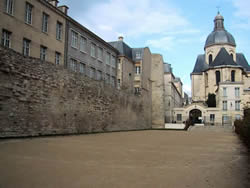 Rue des Jardins St Paul